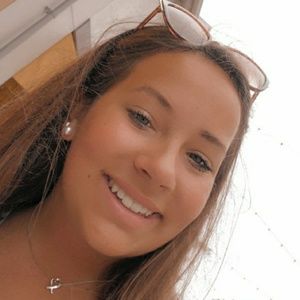 Meet your Posher, Ava